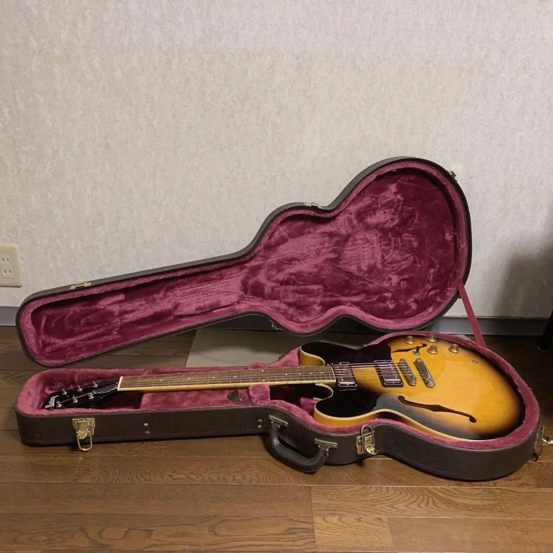 美品！バーニー♦︎ハードケース付　チューナー、弦、ケーブルのおまけ付き