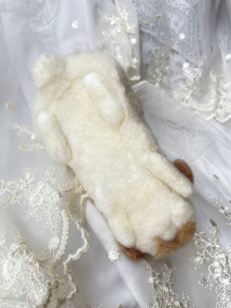 作家様　羊毛フェルトのうさぎ　ロップイヤー　ホーランドロップ　アーティストドール