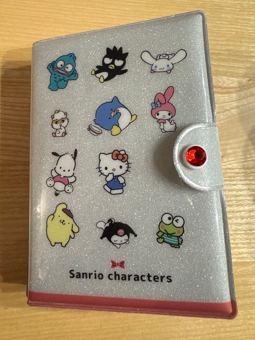シール帳完成品　キャラクター多数　※サンリオ第一弾ボンボンドロップシールあり