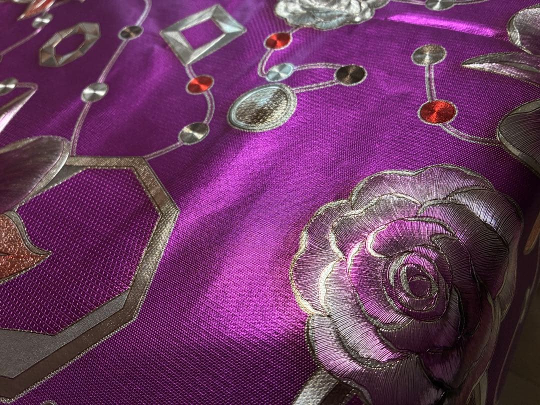 テーブルクロス　ペルシャ製　パープル紫　プレス刺繍希少花柄ゴールドvintage