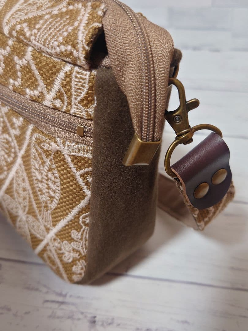 symphony braun ミナペルホネン　ショルダーバッグ