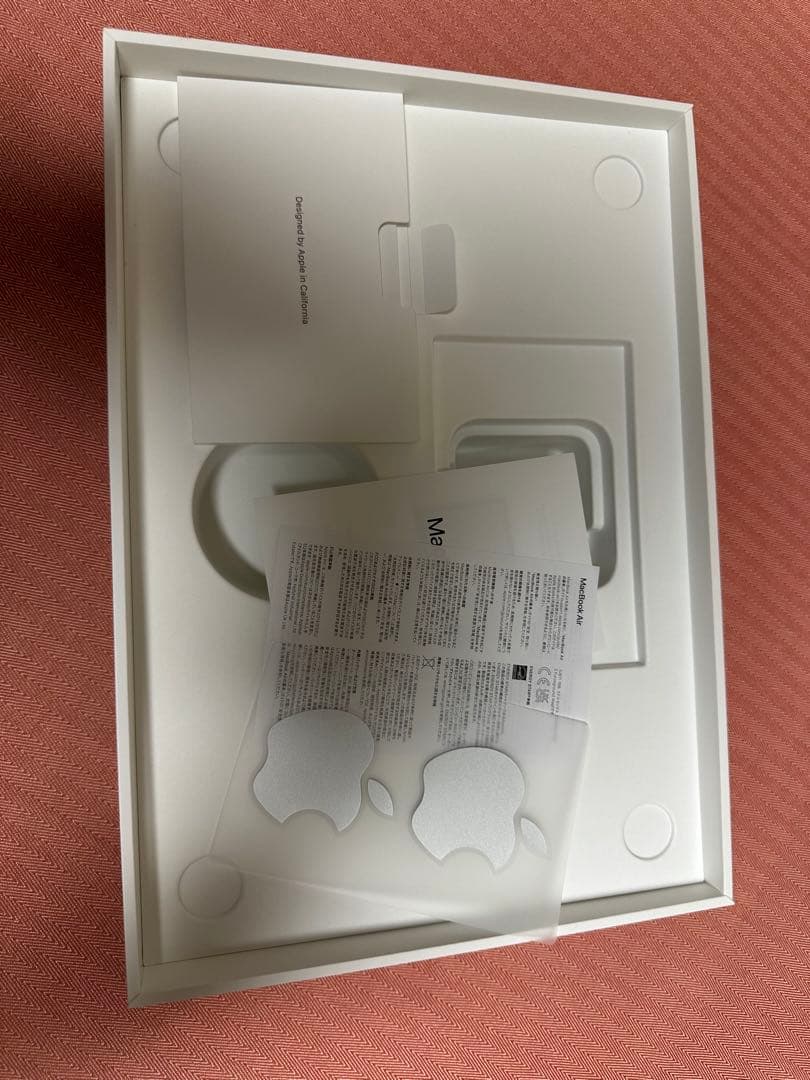 Apple MacBook M1シルバー