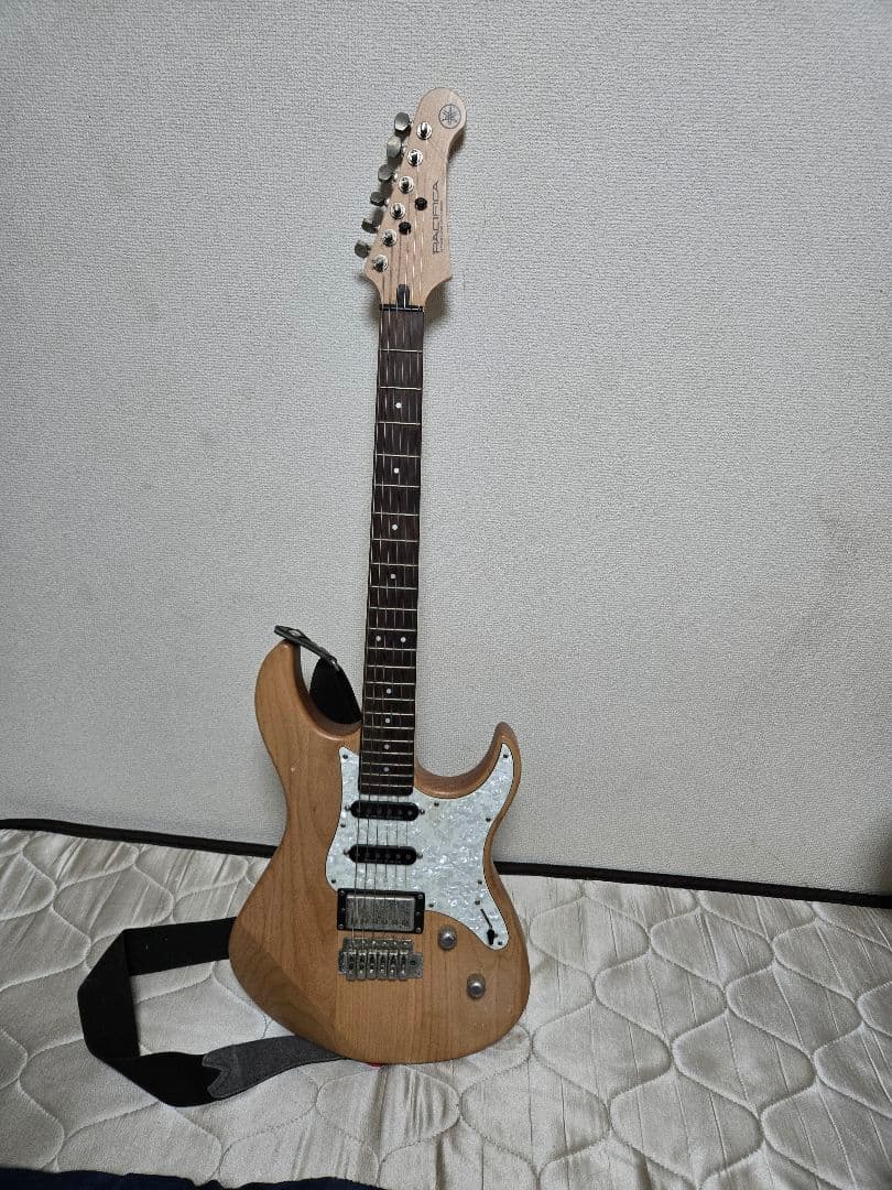 Yamaha PACIFICA 612 VIIX エレキギター