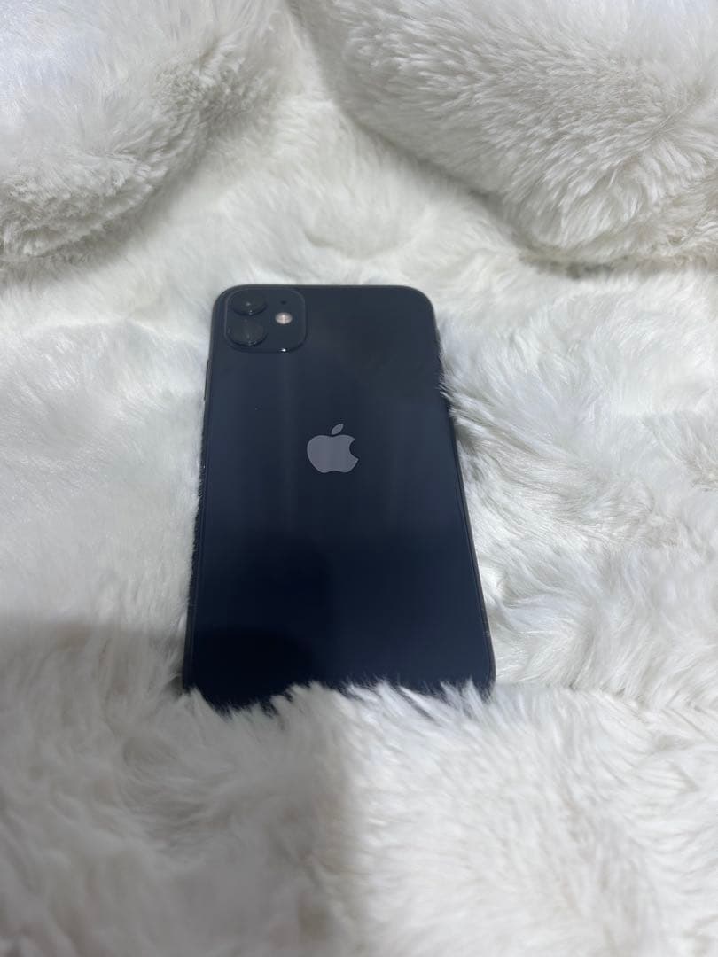 ブラック スマートフォン 本体 iPhone11