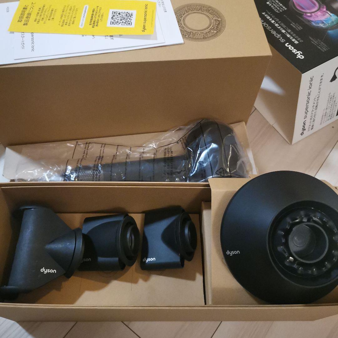 Dyson HD08 ヘアドライヤー 【ジャンク品】