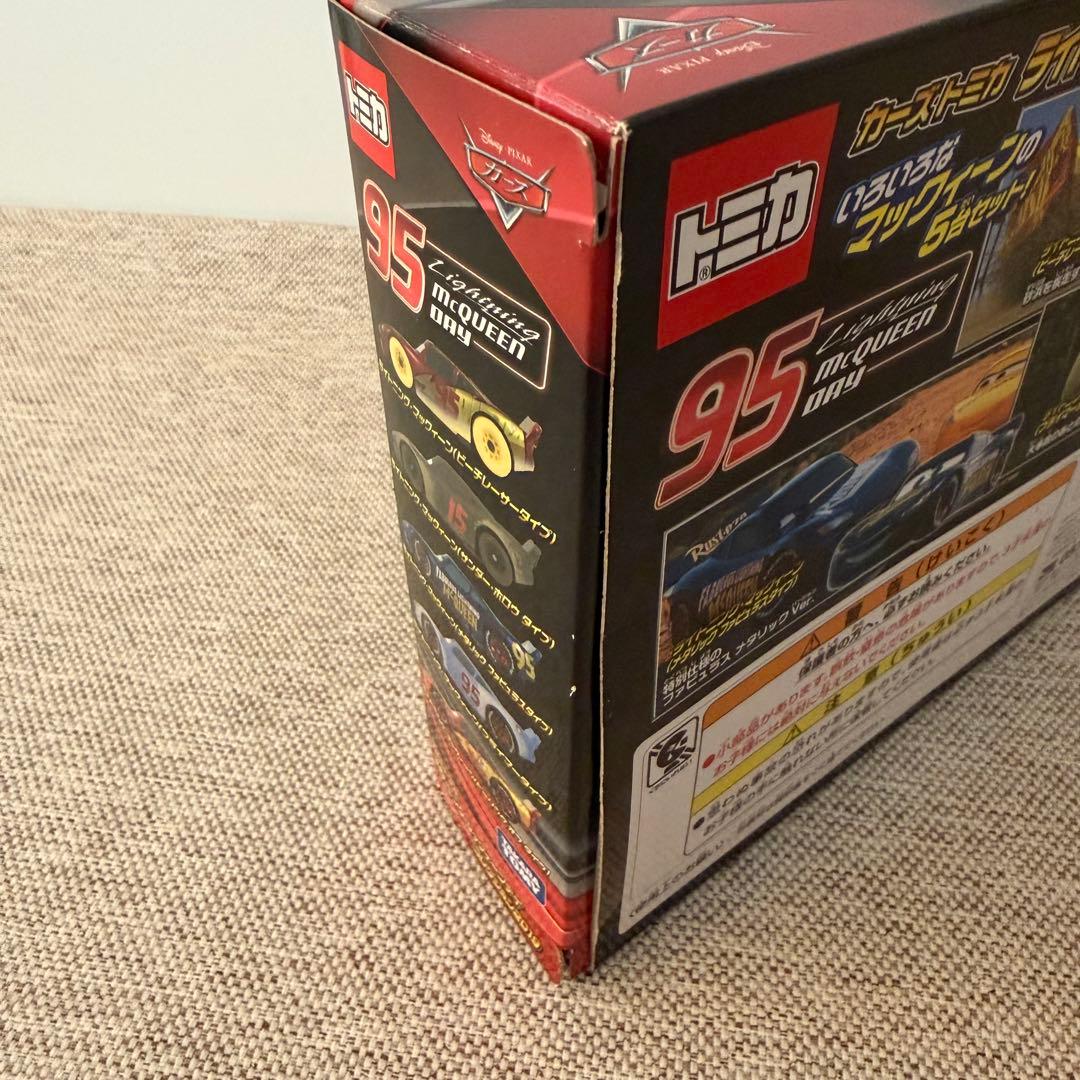 トミカ カーズ ライトニングマックイーン コレクション2019 新品　ラスト1