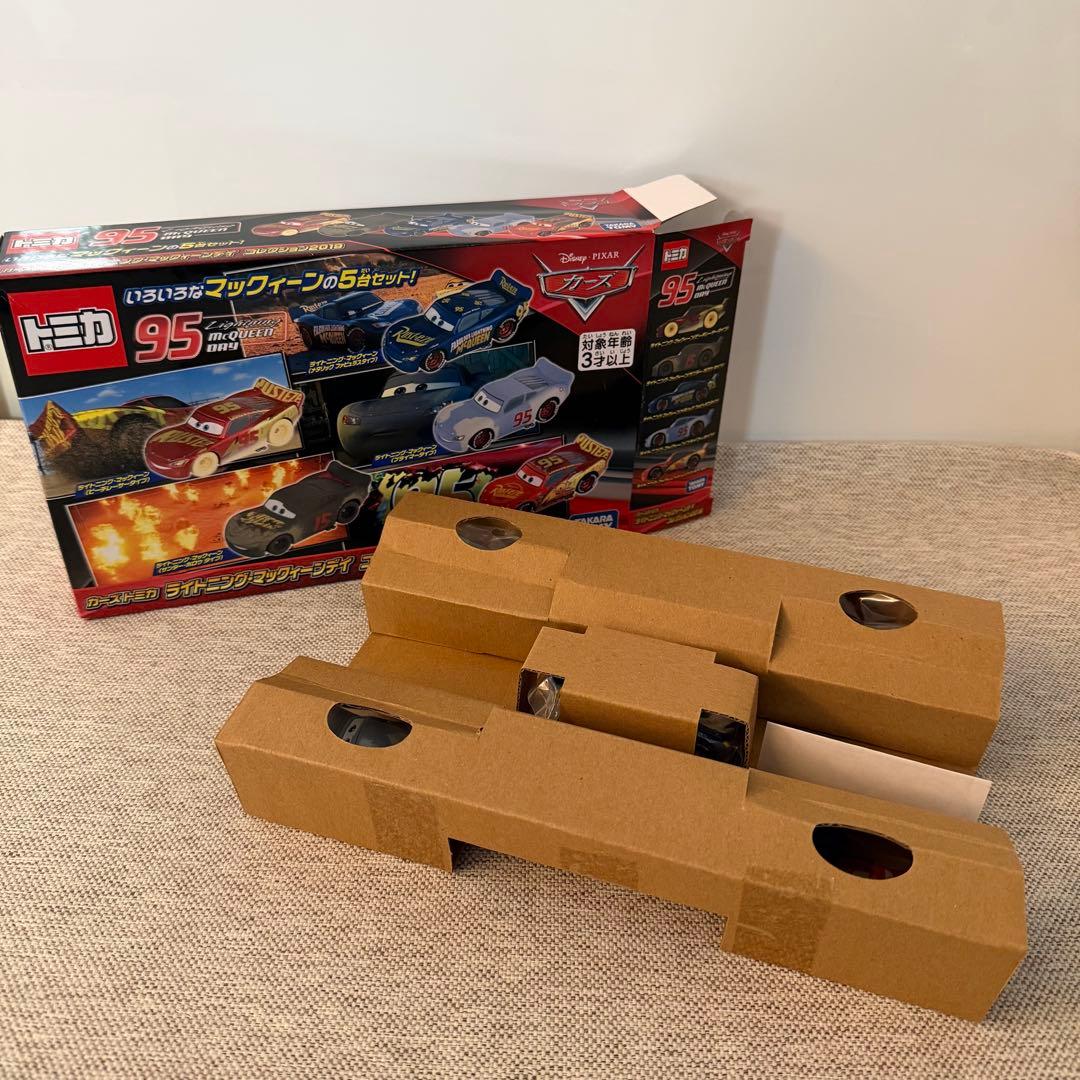 トミカ カーズ ライトニングマックイーン コレクション2019 新品　ラスト1