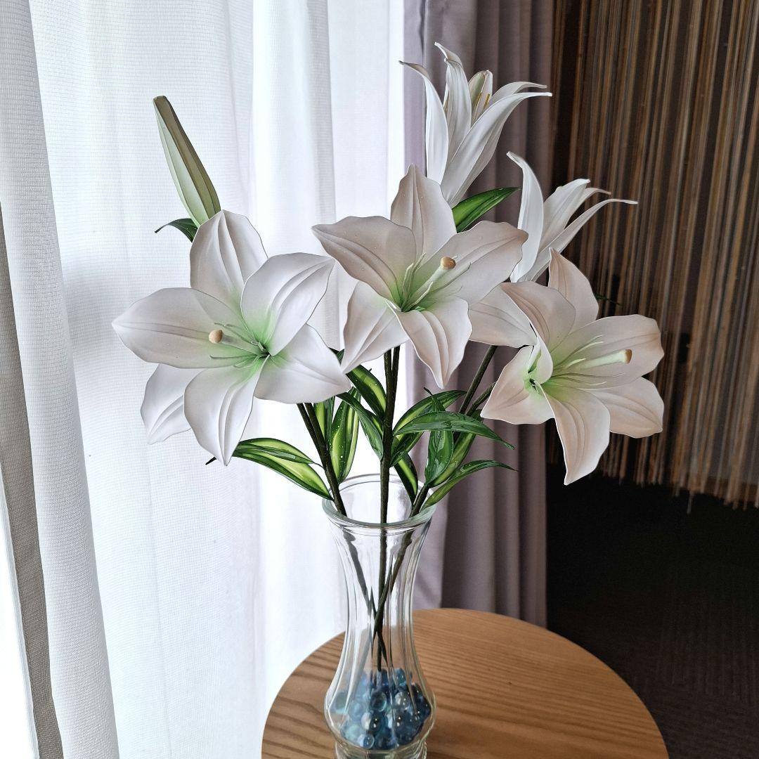 【grAce】 白色のゆりの造花3本(5輪)+3本(3輪)