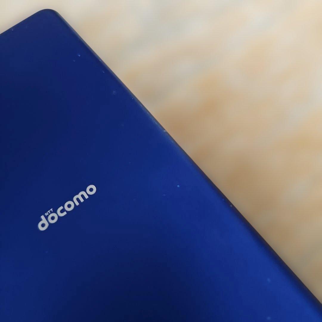 ドコモ限定色ブルー シャープSHARPアクオスAQUOSセンス4 sense4