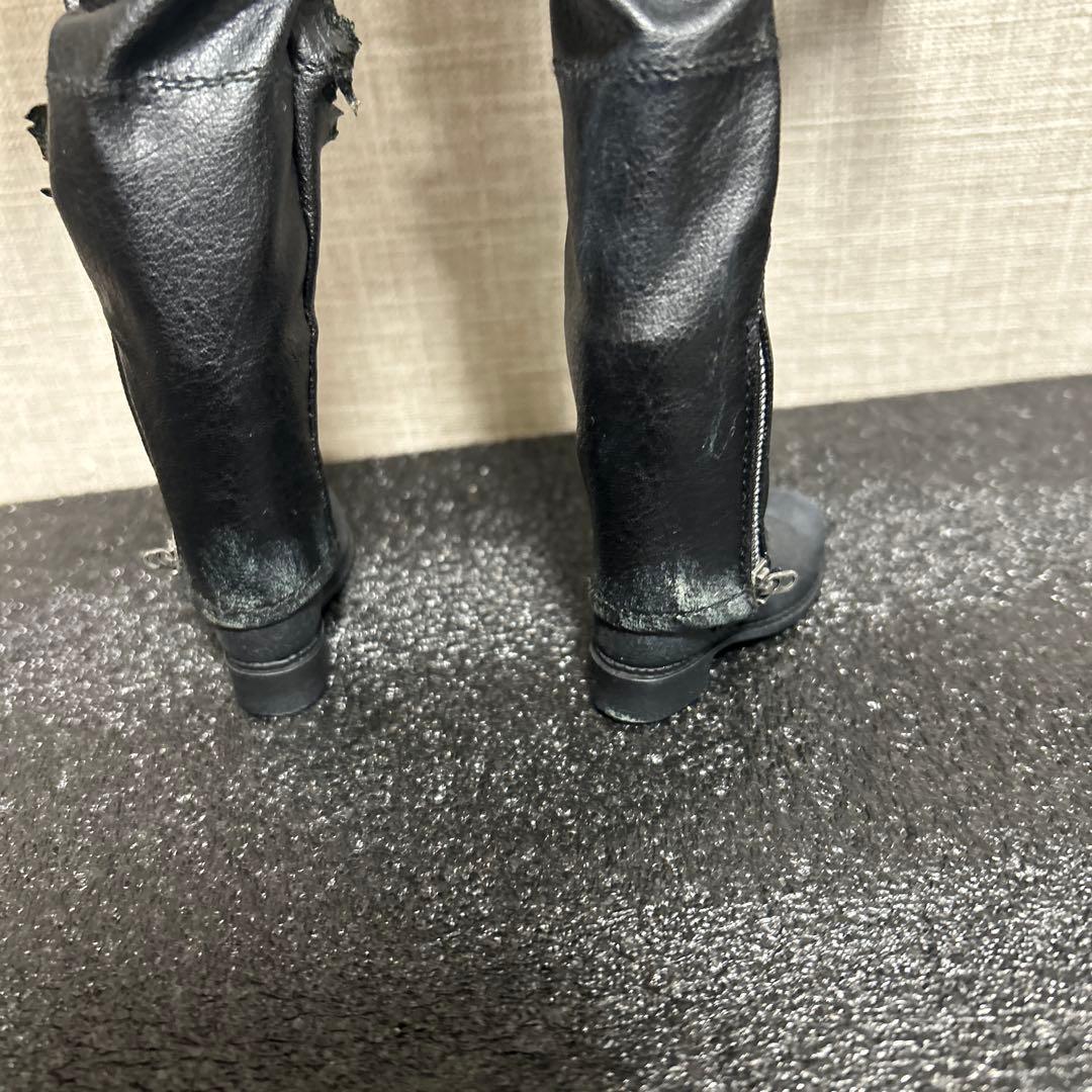 【ホットトイズ】 ターミネーター2フィギュア　Ｔ-８００（バトルダメージ版）