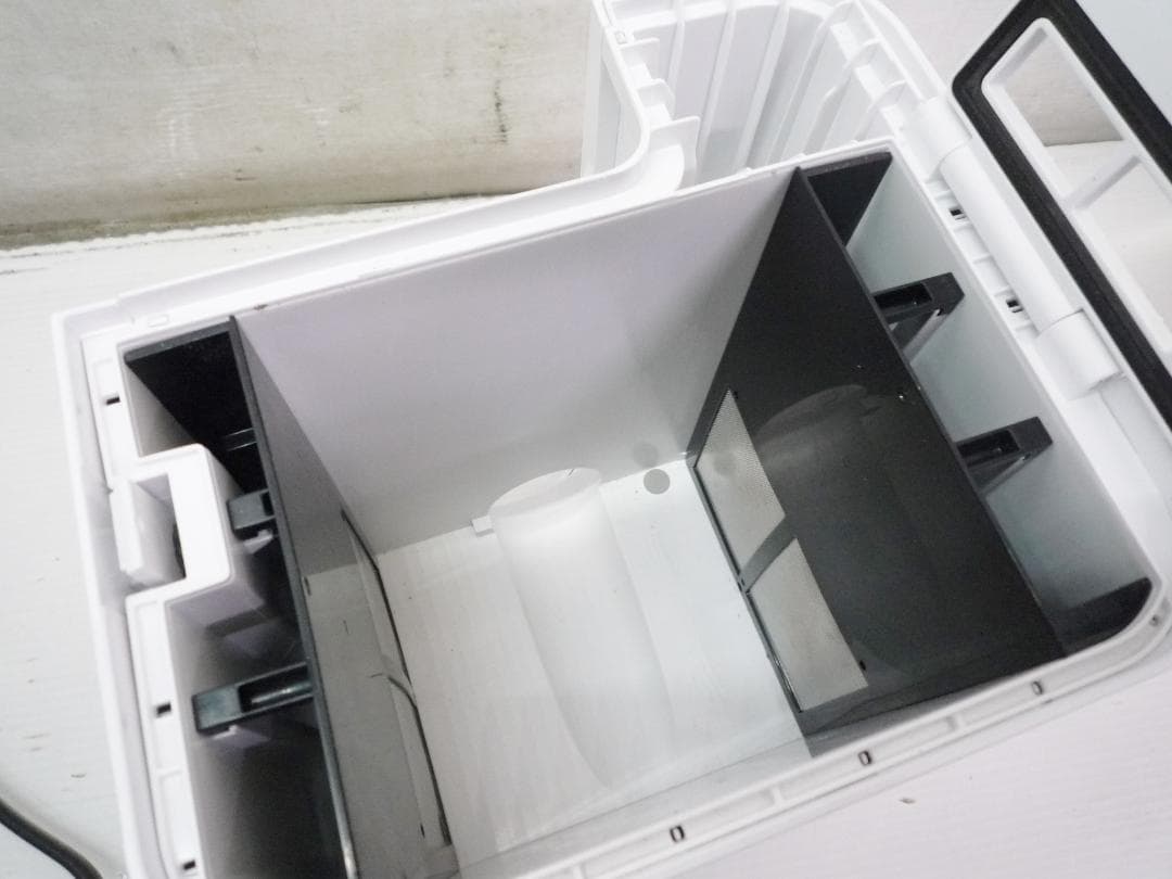 シャーク コードレスクリーナー CLEAN SENSE IQ+ IW3145J