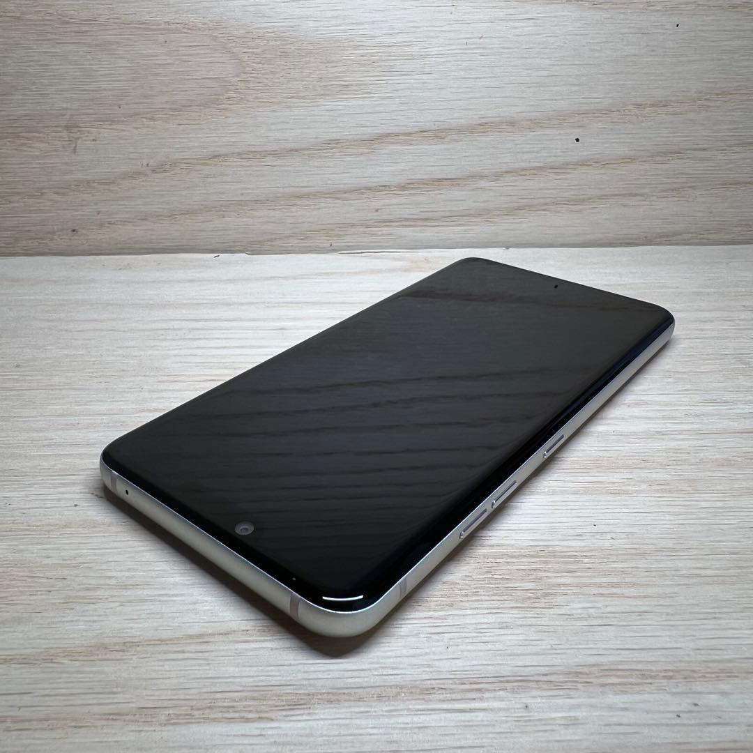 LG style3 L-41A本体 T106