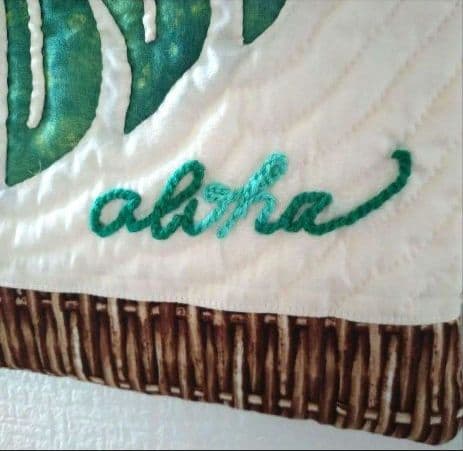 ハワイアンキルト　モンステラ葉刺繍ポシェット