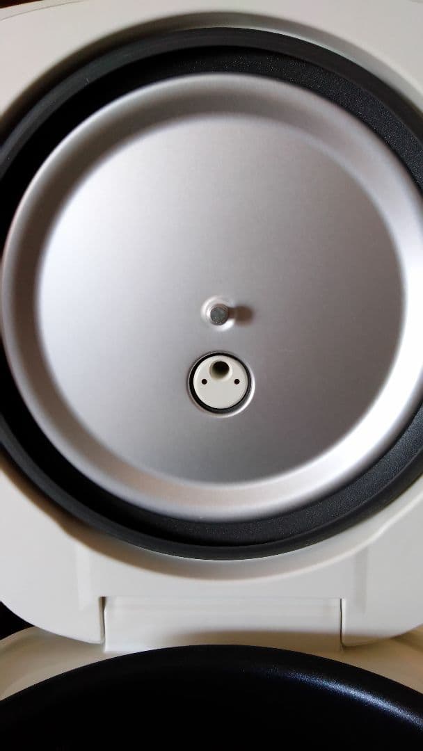 TIGER JBH-G101 炊飯器 5.5合 美品 23年製 タイガー