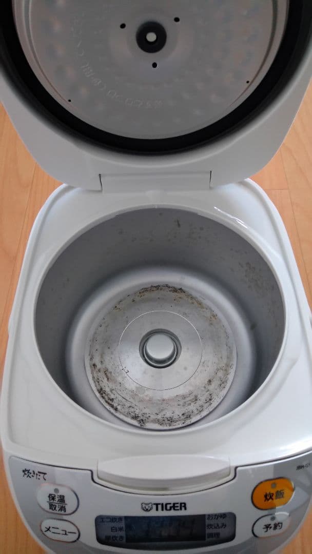 TIGER JBH-G101 炊飯器 5.5合 美品 23年製 タイガー