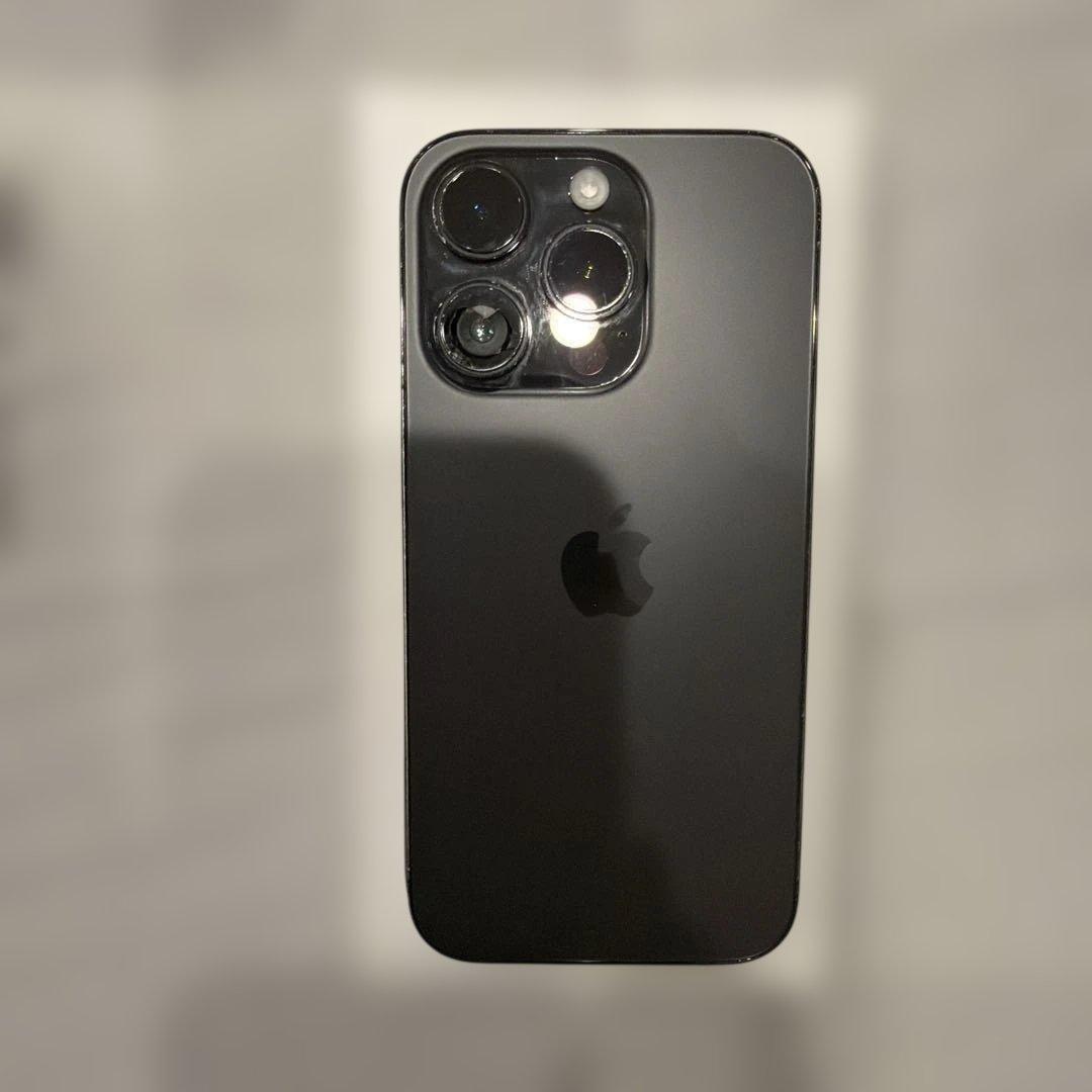 b*b様 IPhone 14 Pro ブラック　128Gb sim フリー