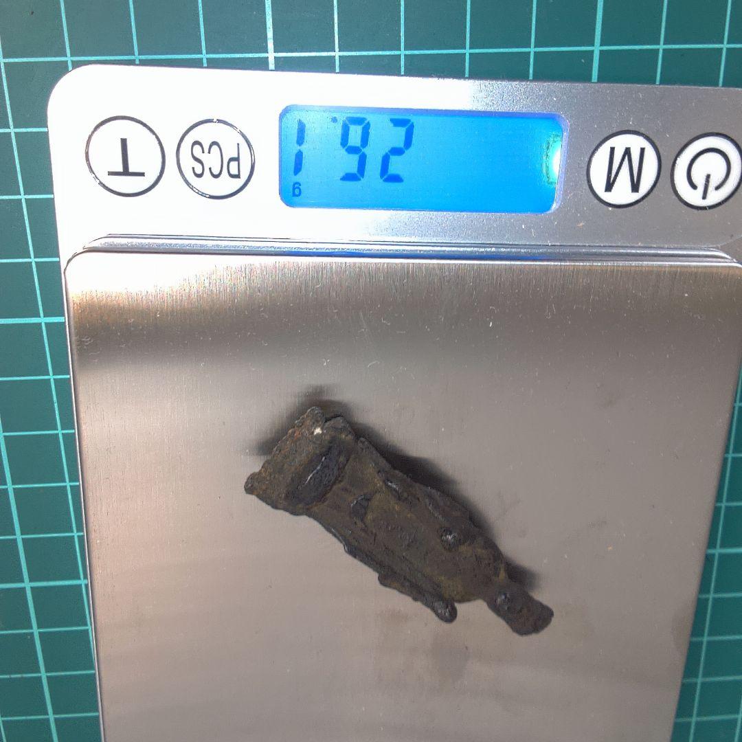 小物１ 茶色の金属製仏像