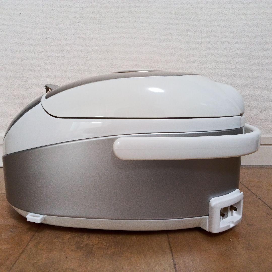 TIGER デジタル IH炊飯器 最大3合 炊飯器　タイガー