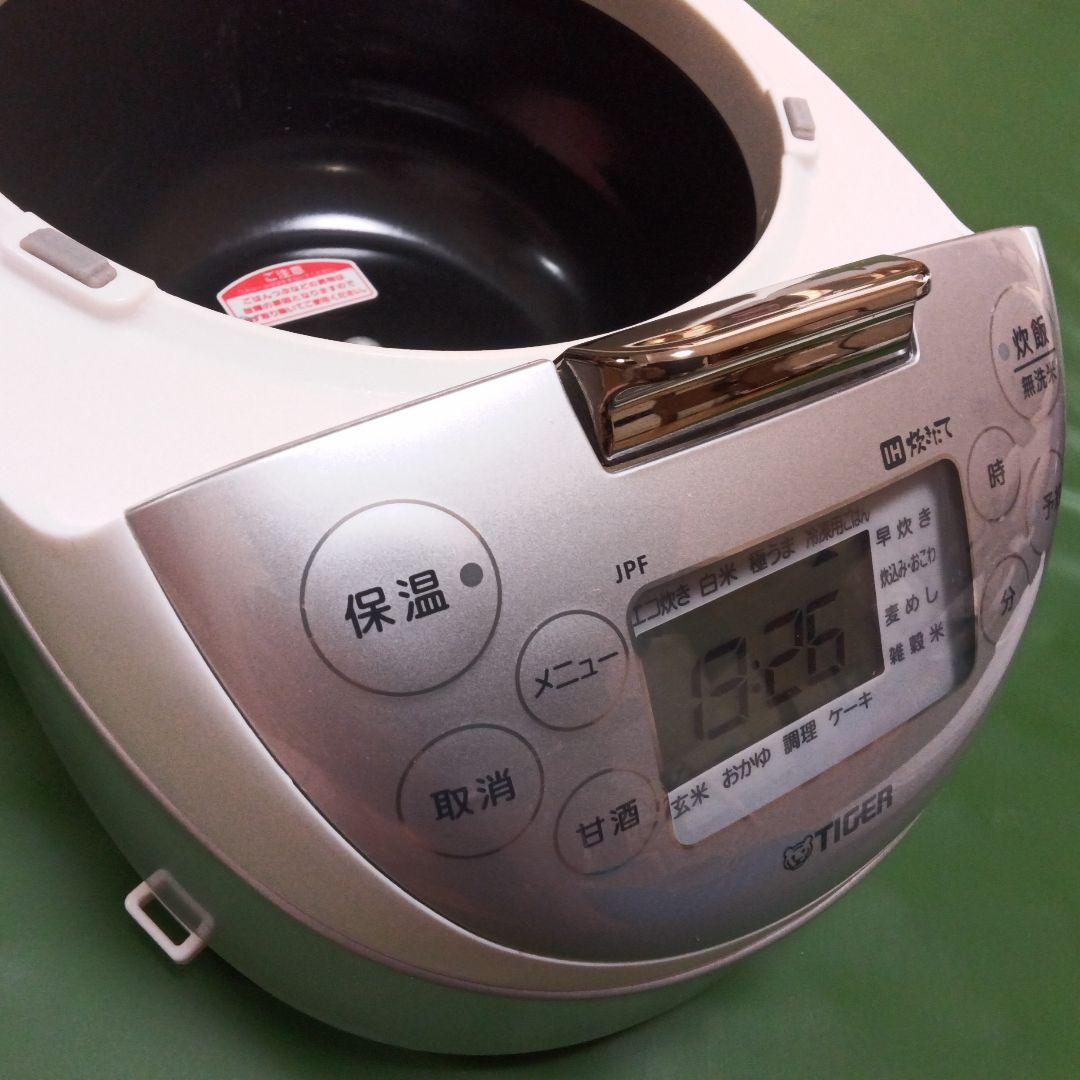 TIGER デジタル IH炊飯器 最大3合 炊飯器　タイガー