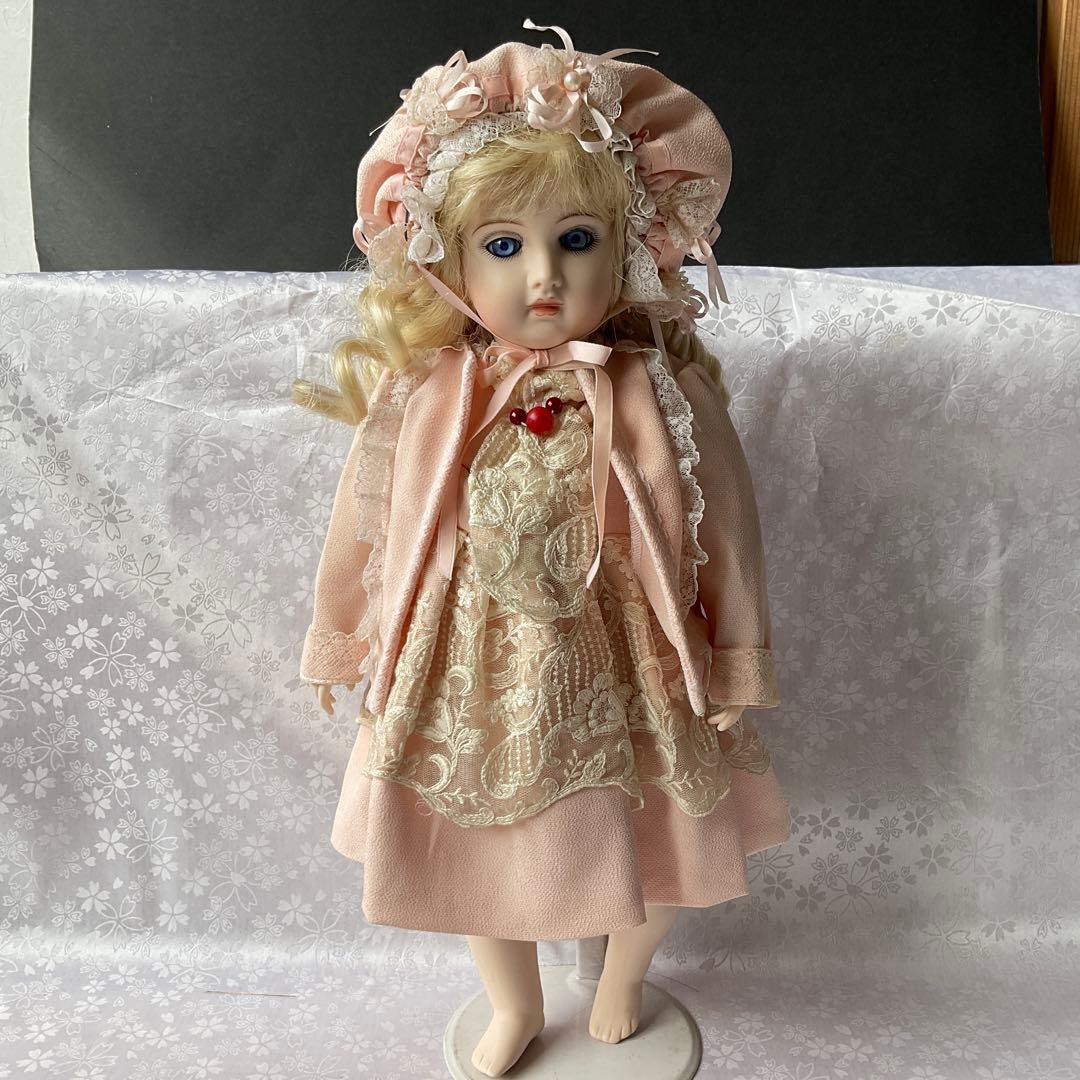 人形用ドレス(豪華なレース付き) 洋人形用洋服とボネセット　和人形にも可愛い服