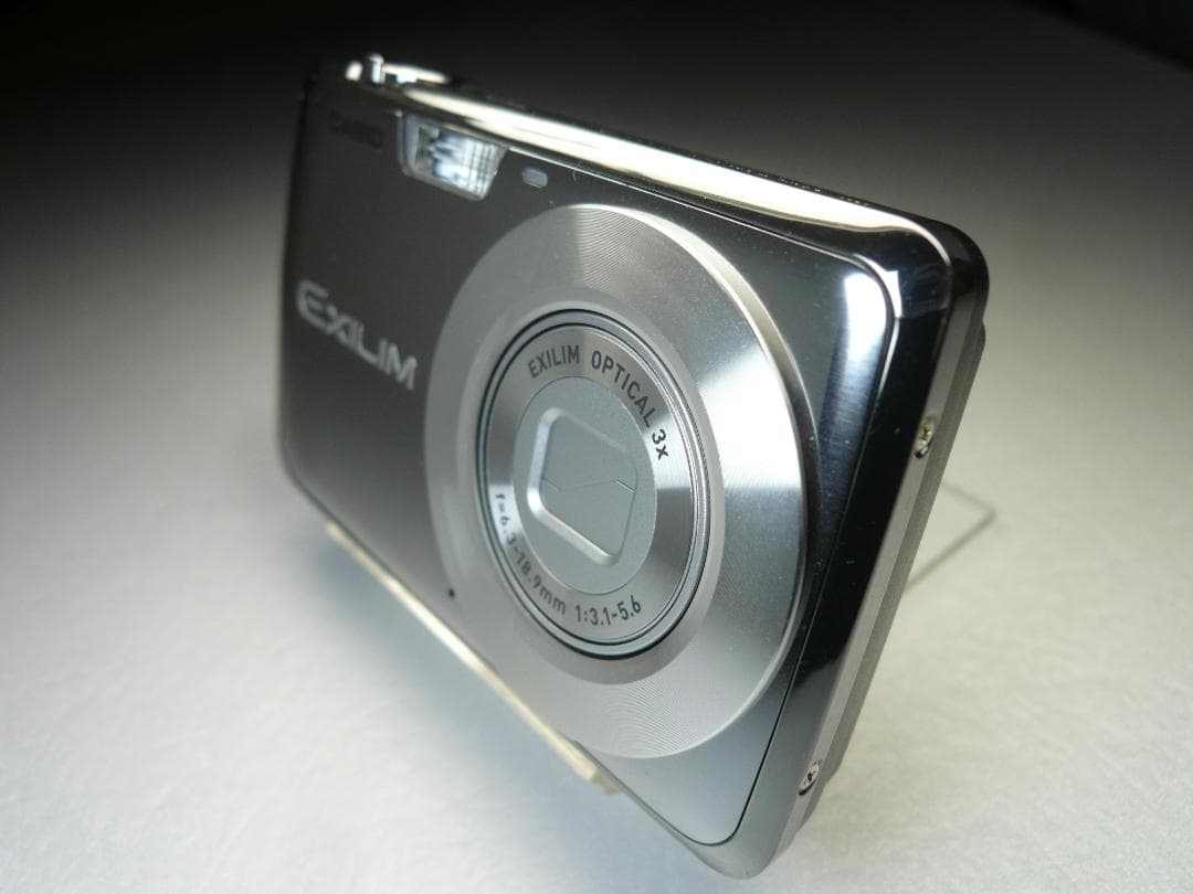 CASIO★EX-Z1⭐️極美品❤️新品バッテリー⭕️実働品❤️クロムメッキ風