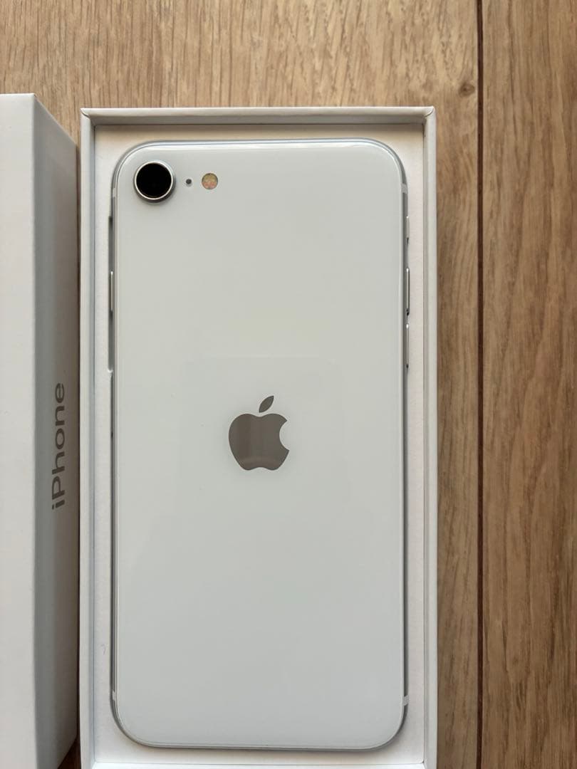 【美品】iPhone SE 第2世代 64GB SIMフリー ホワイト