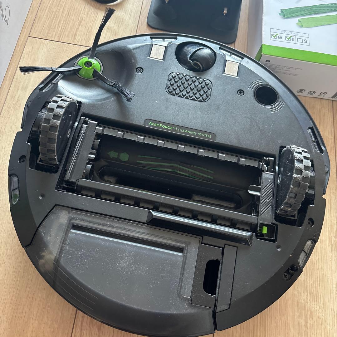 s*p様 B*g様 iRobot ルンバ j7 ロボット掃除機 j715860