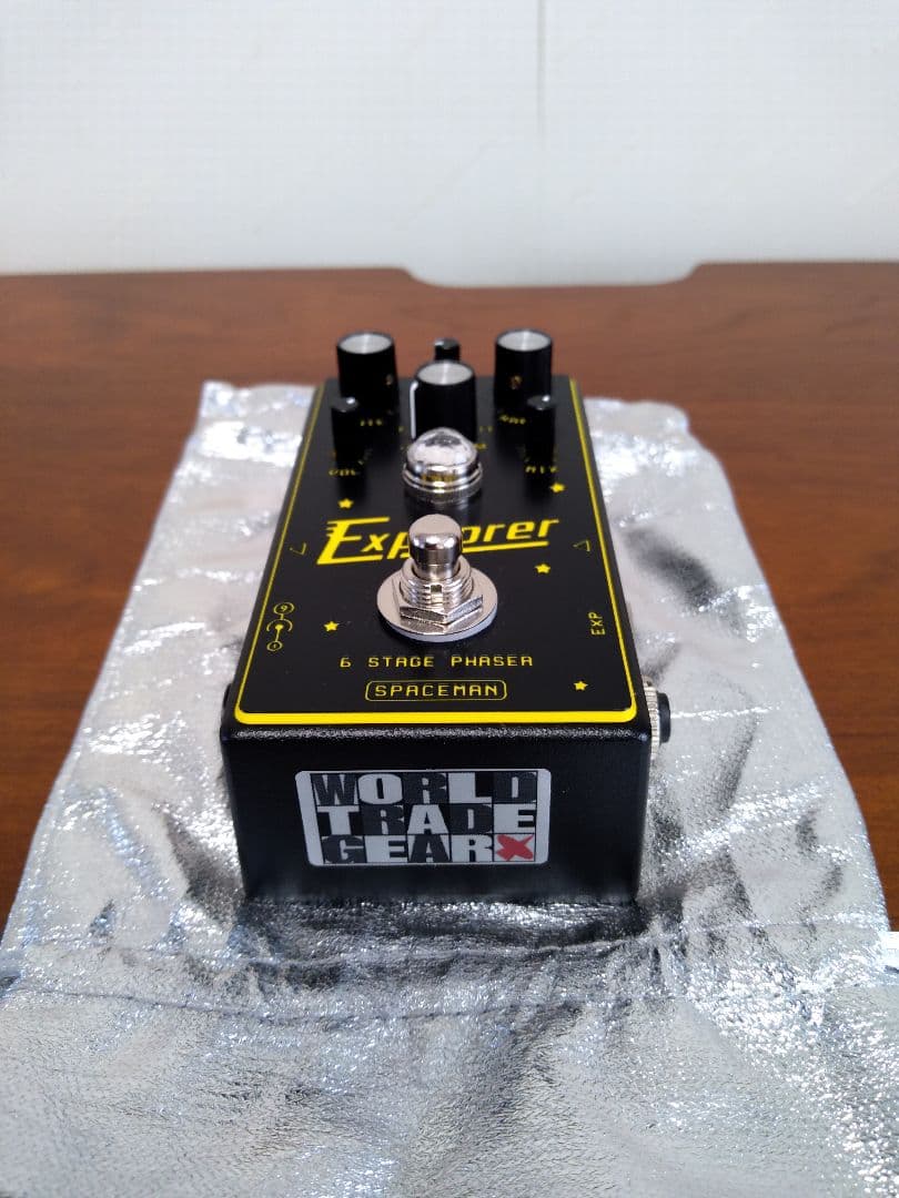 ギター Spaceman Effects / Explorer