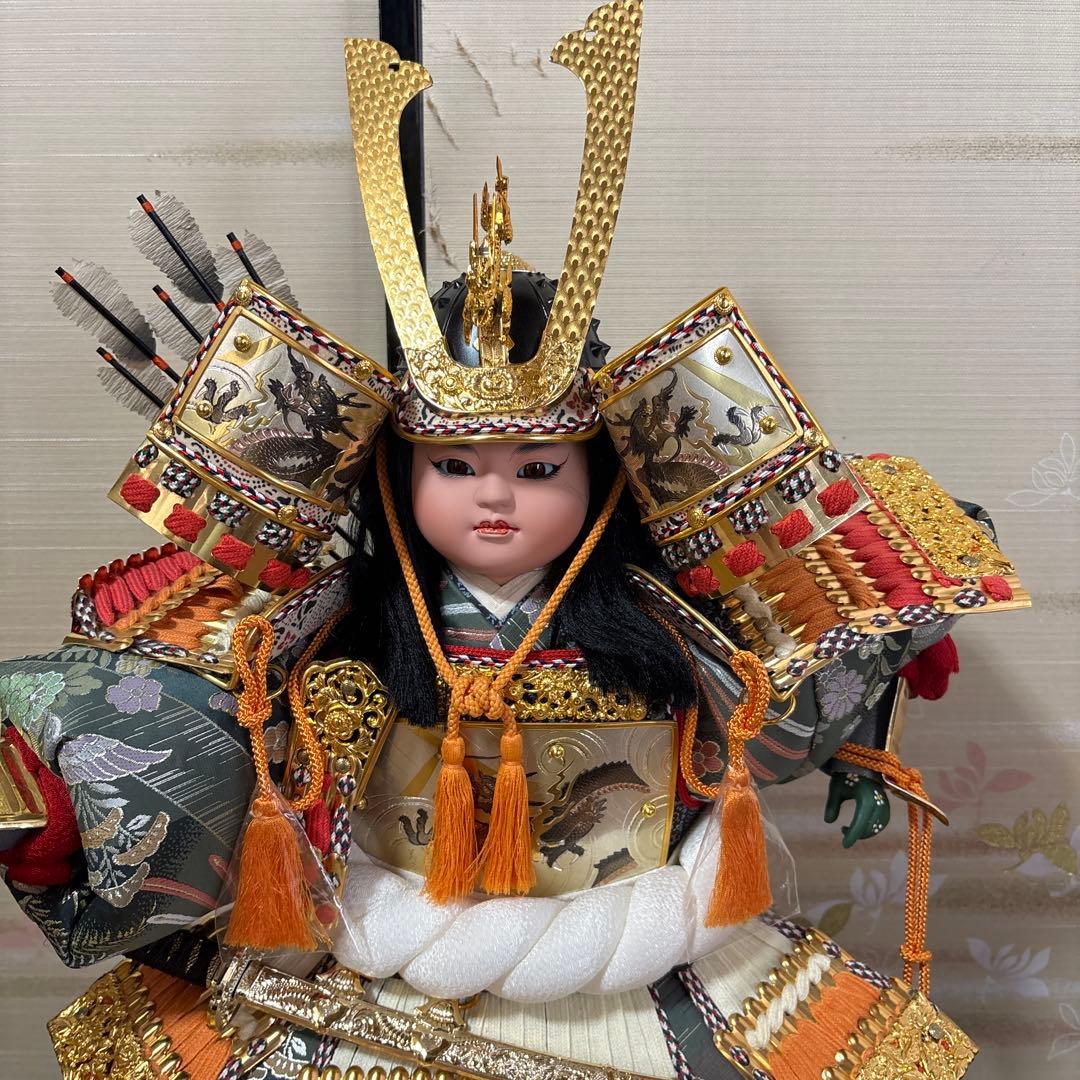 五月人形 豪華な武士の人形