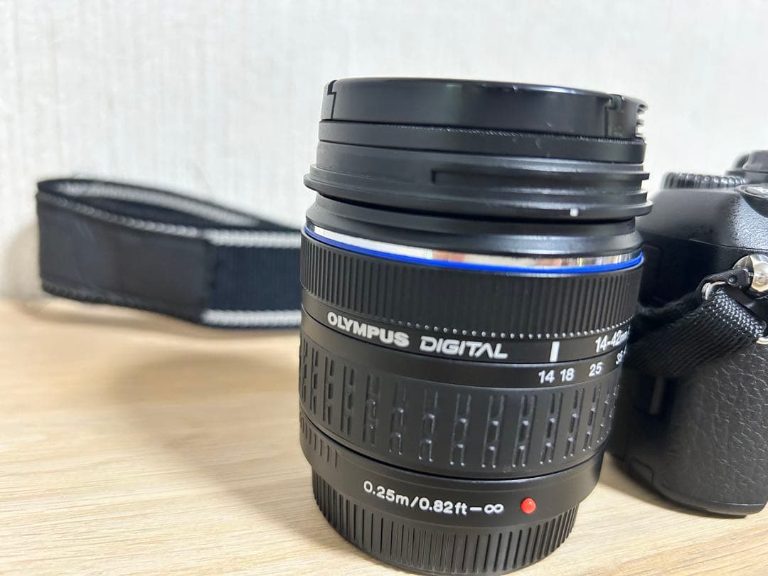 OLYMPUS E-410 デジタル一眼レフカメラ