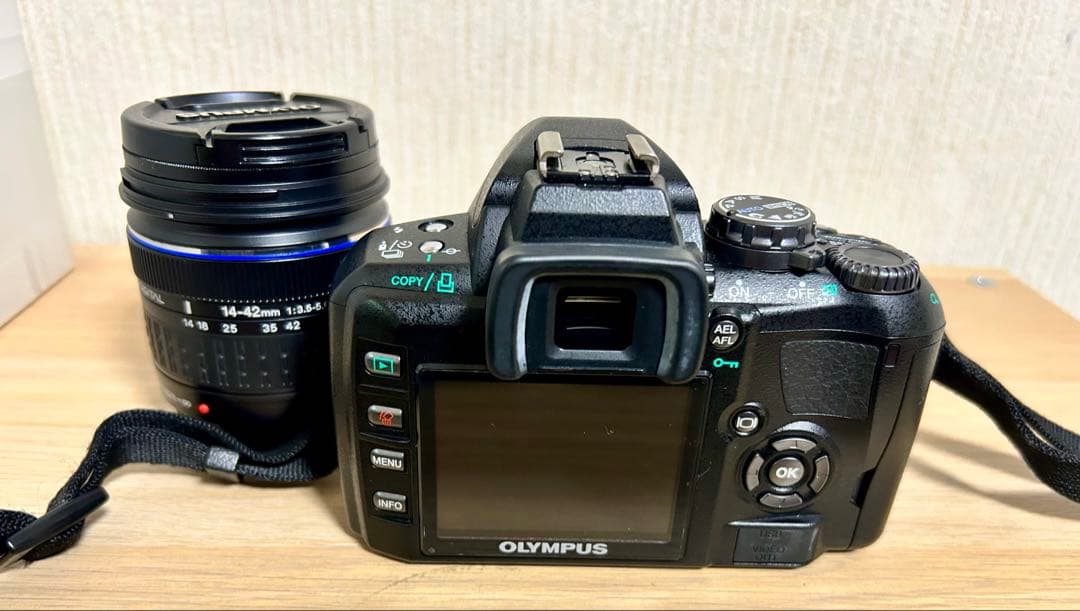 OLYMPUS E-410 デジタル一眼レフカメラ