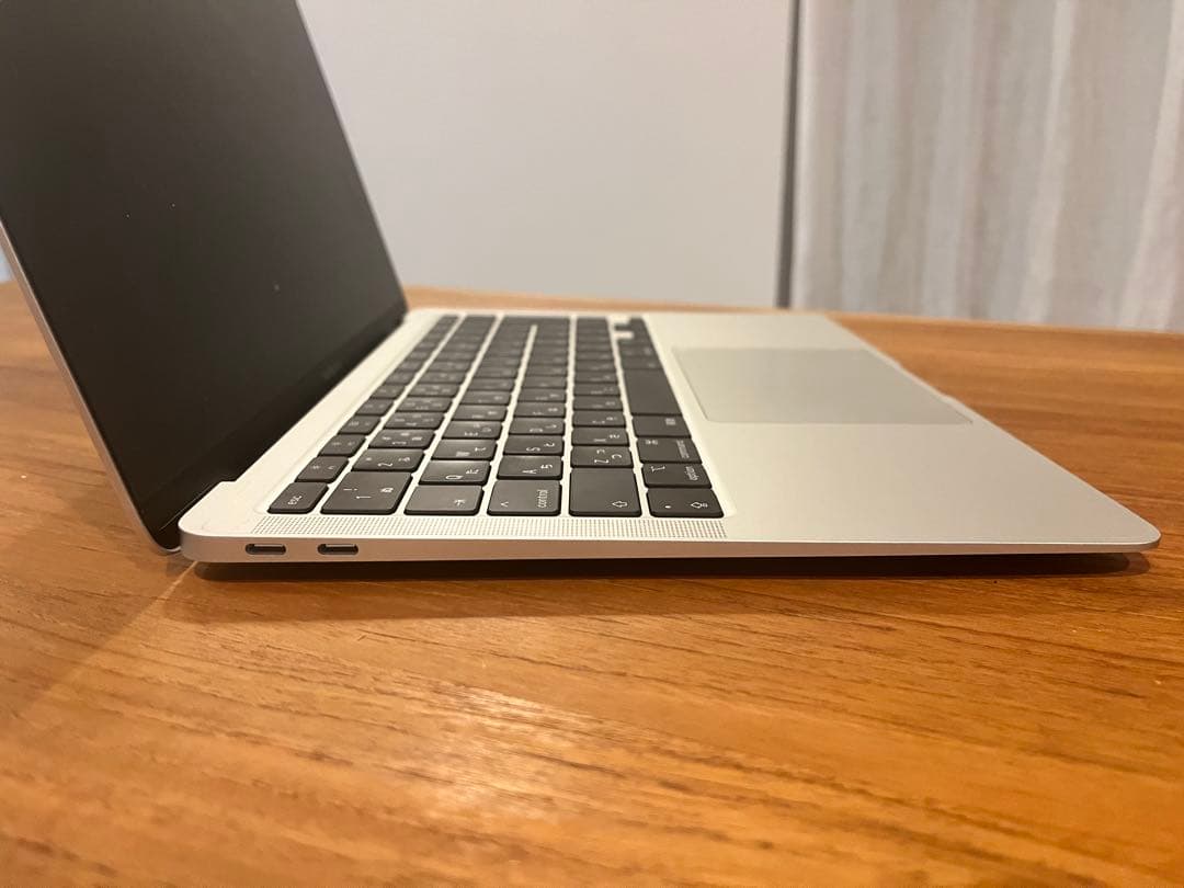 【超美品】MacBook air シルバー　16gb/256gb A2337