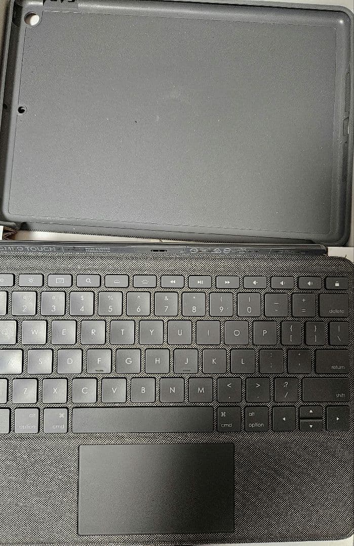 Logicool Combo Touch IK1057BK iPadケース
