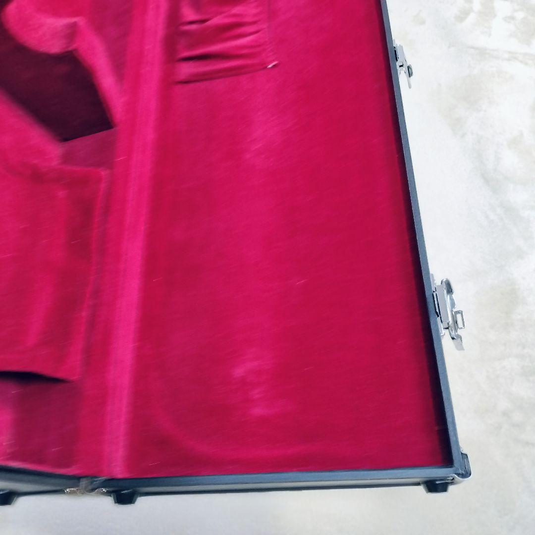 三味線用ハードケース（黒×赤）収納・ロック機能充実　縦置き横置き