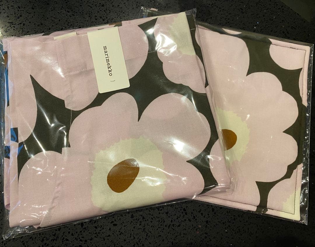 marimekko マリメッコ ウニッコ エプロン＆鍋敷きセット