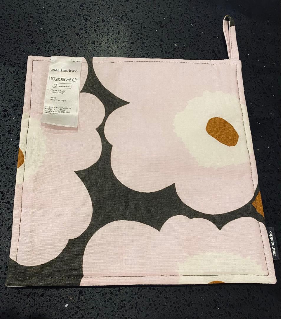 marimekko マリメッコ ウニッコ エプロン＆鍋敷きセット