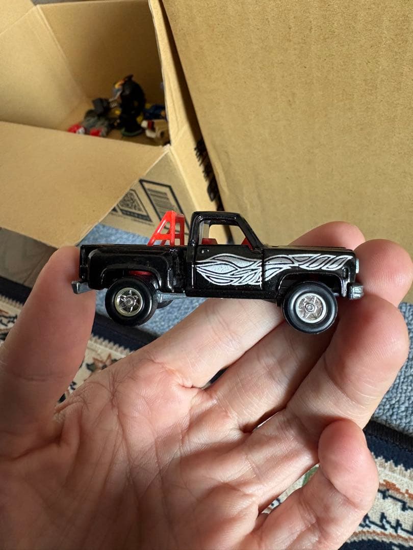 トミカ外国車シリーズF44 シボレートラック高島屋 ①