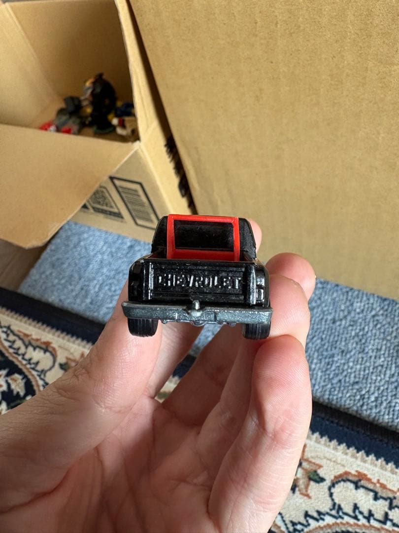 トミカ外国車シリーズF44 シボレートラック高島屋 ①