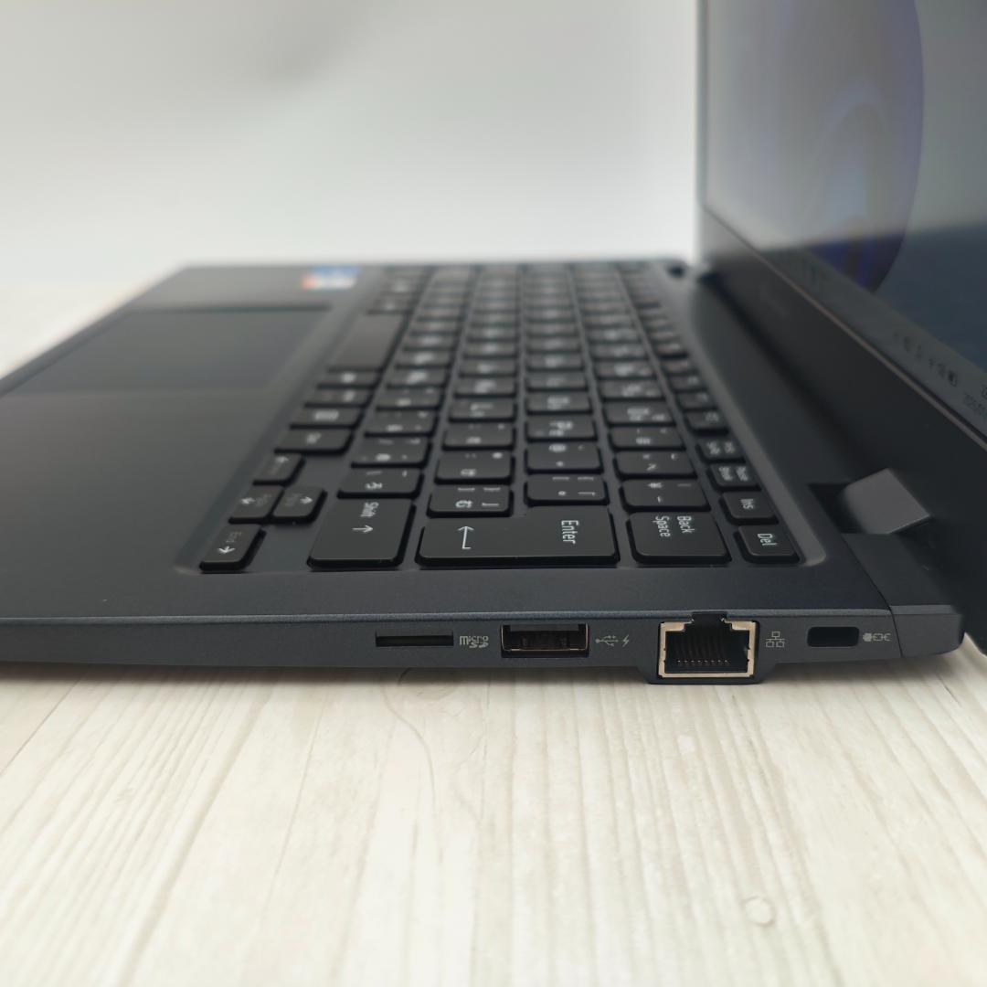 美品・大容量！dynabook G83/HS 16GB/512GB 第11世代①