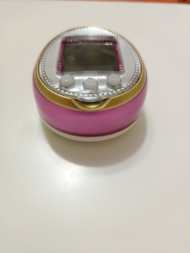 たまごっち4u ピンク 本体のみ