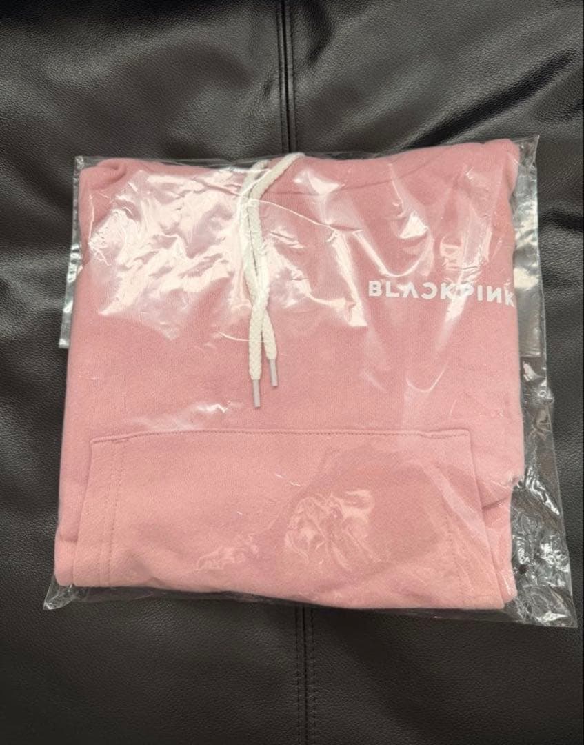 新品未使用　BLACKPINK プルオーバーフーディー サークルロゴ ピンク