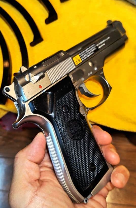 ラ*ね様 ☆子供の日企画☆10歳以上エアガン♪てんこ盛り☆M4、ワルサーP38、