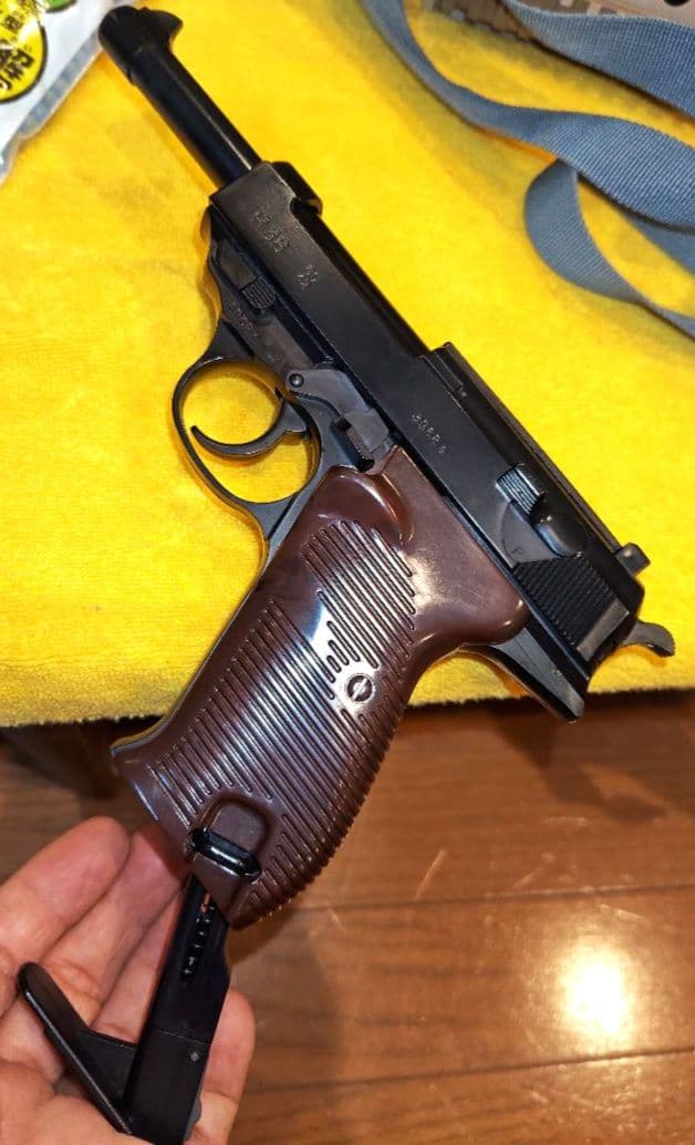 ラ*ね様 ☆子供の日企画☆10歳以上エアガン♪てんこ盛り☆M4、ワルサーP38、