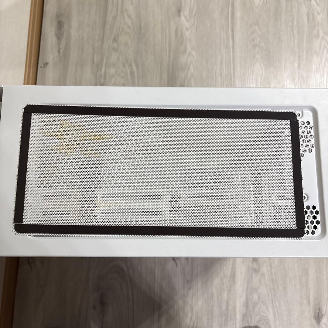 Corsair Carbide 275RWhiteミドルタワー型PCケース