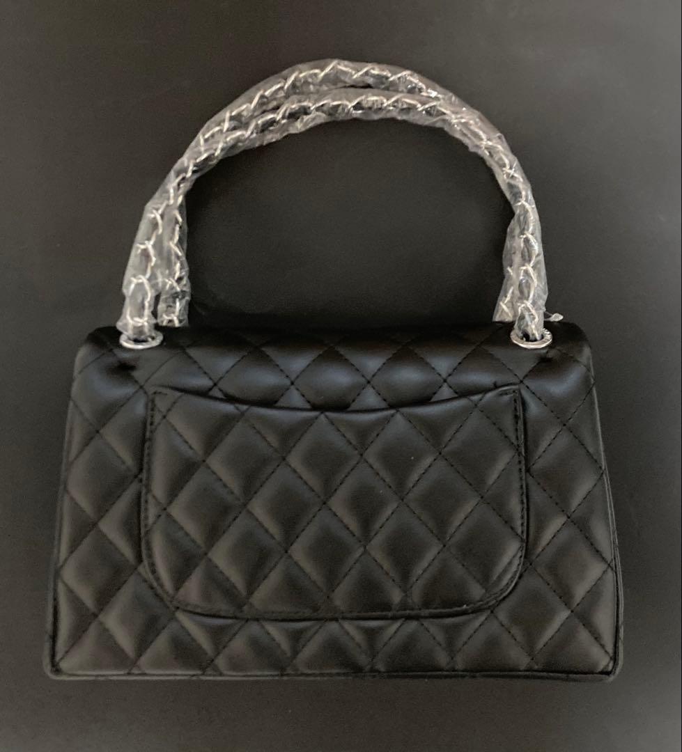 CHANEL ノベルティ　Wフラップ　チェーンショルダーバッグ　ハンドバッグ