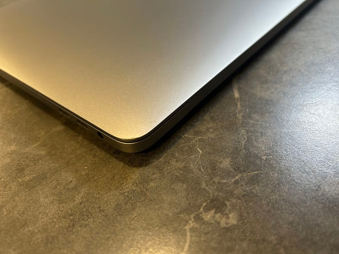 MacBook Pro15 2019 i9/32GB/1TB Office付