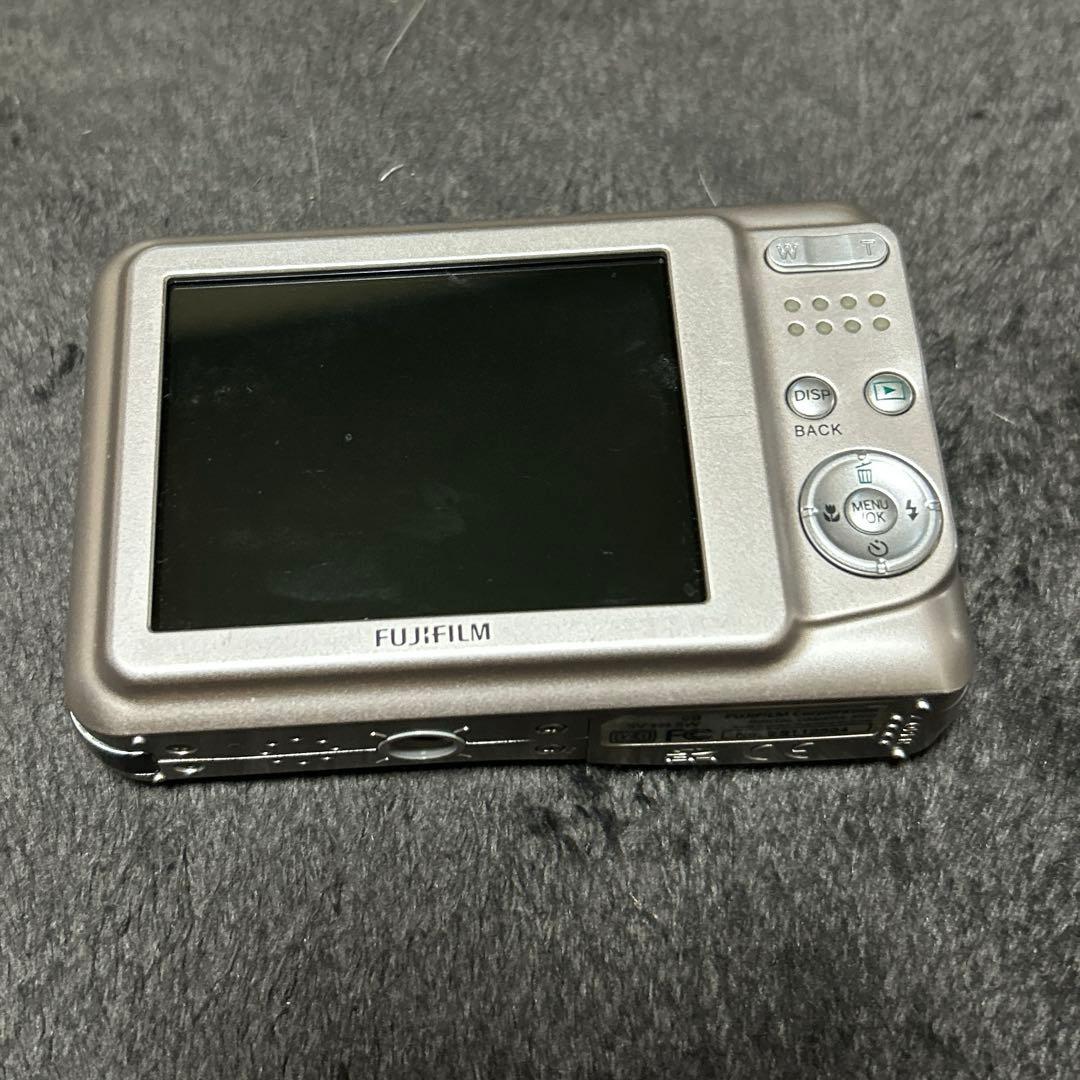 フジフィルム　デジカメ10.0megapixels 単三電池式