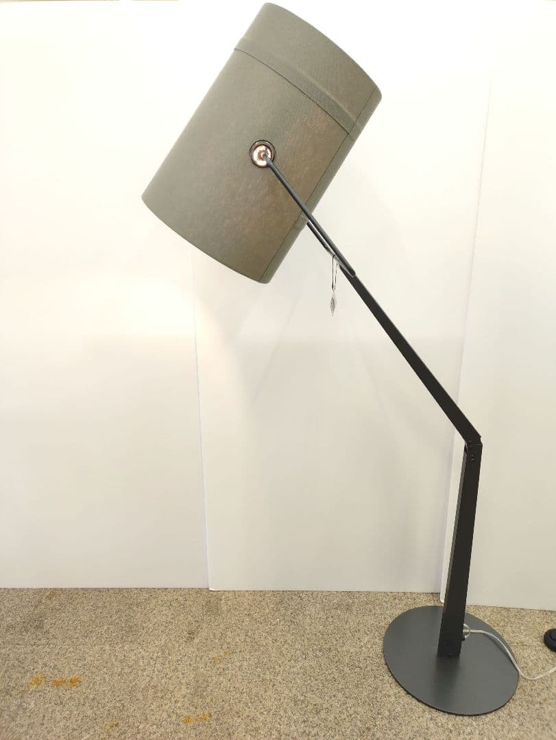 展示未使用品 ディーゼル フォスカリーニ フロアライト DIESEL