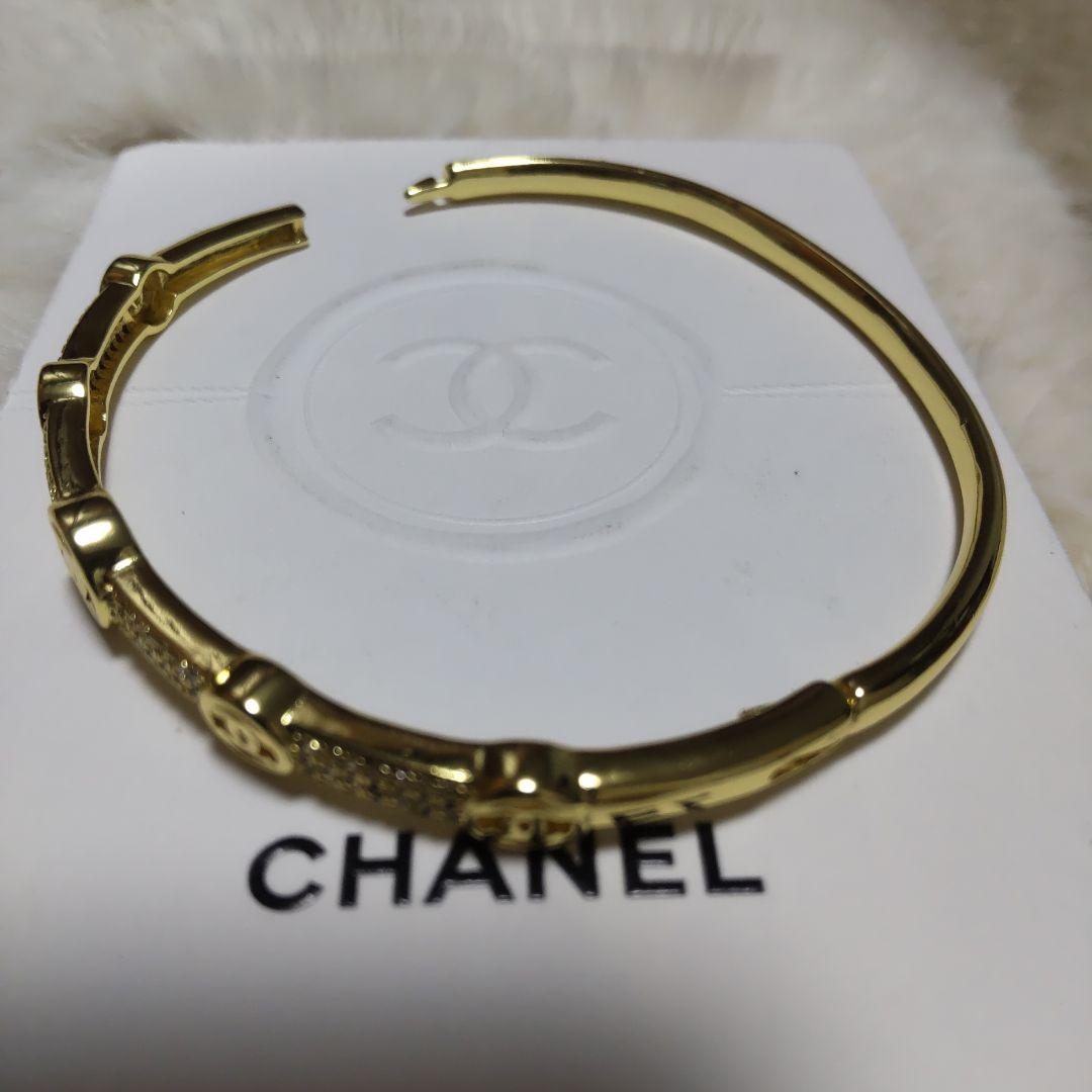 【2個セット】新品未使用♥️ CHANEL ロゴバングル ノベルティ♥️