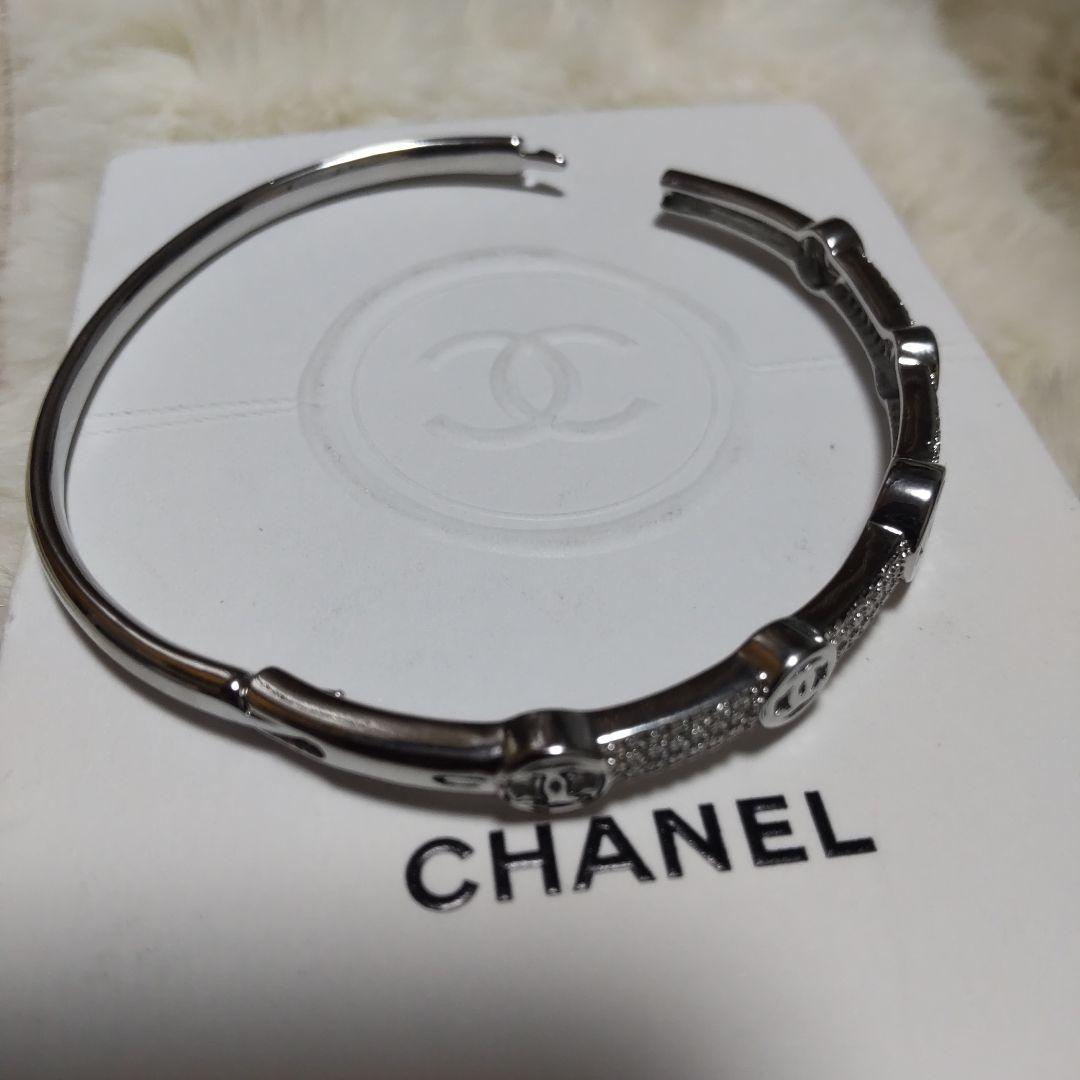 【2個セット】新品未使用♥️ CHANEL ロゴバングル ノベルティ♥️